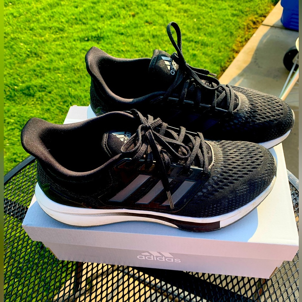 Women’s Adidas EQ21 Run